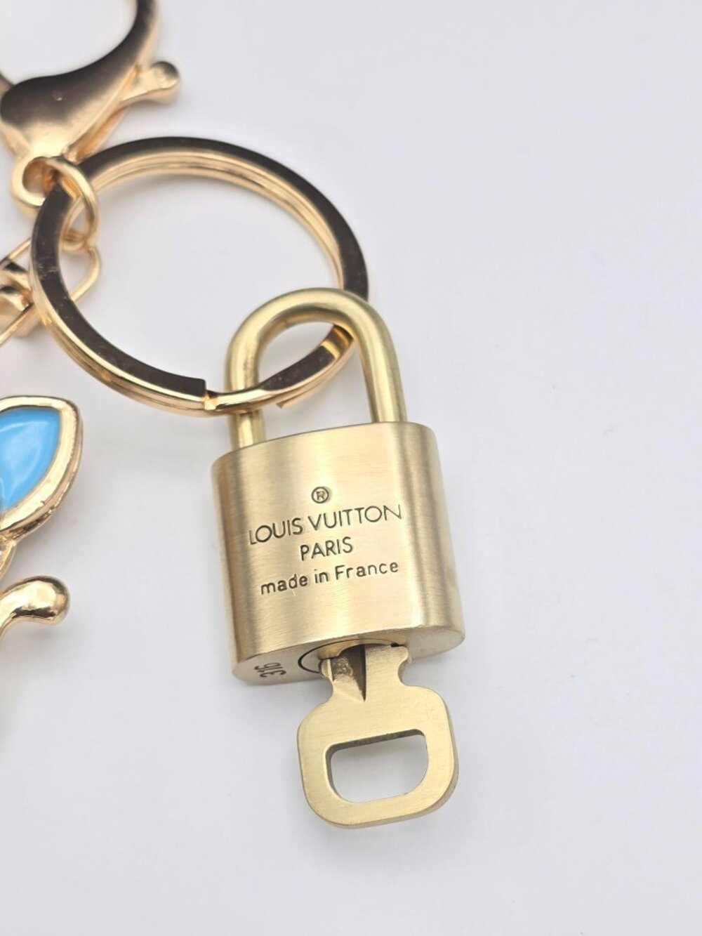 Louis Vuitton Gold Lock 🔑 Authentic LV Padlock + Unbranded Cat Bag Charm - Picture 7 of 8